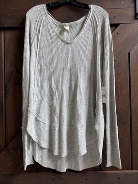 We The Free Light Gray Waffle-Knit Long Sleeve Top